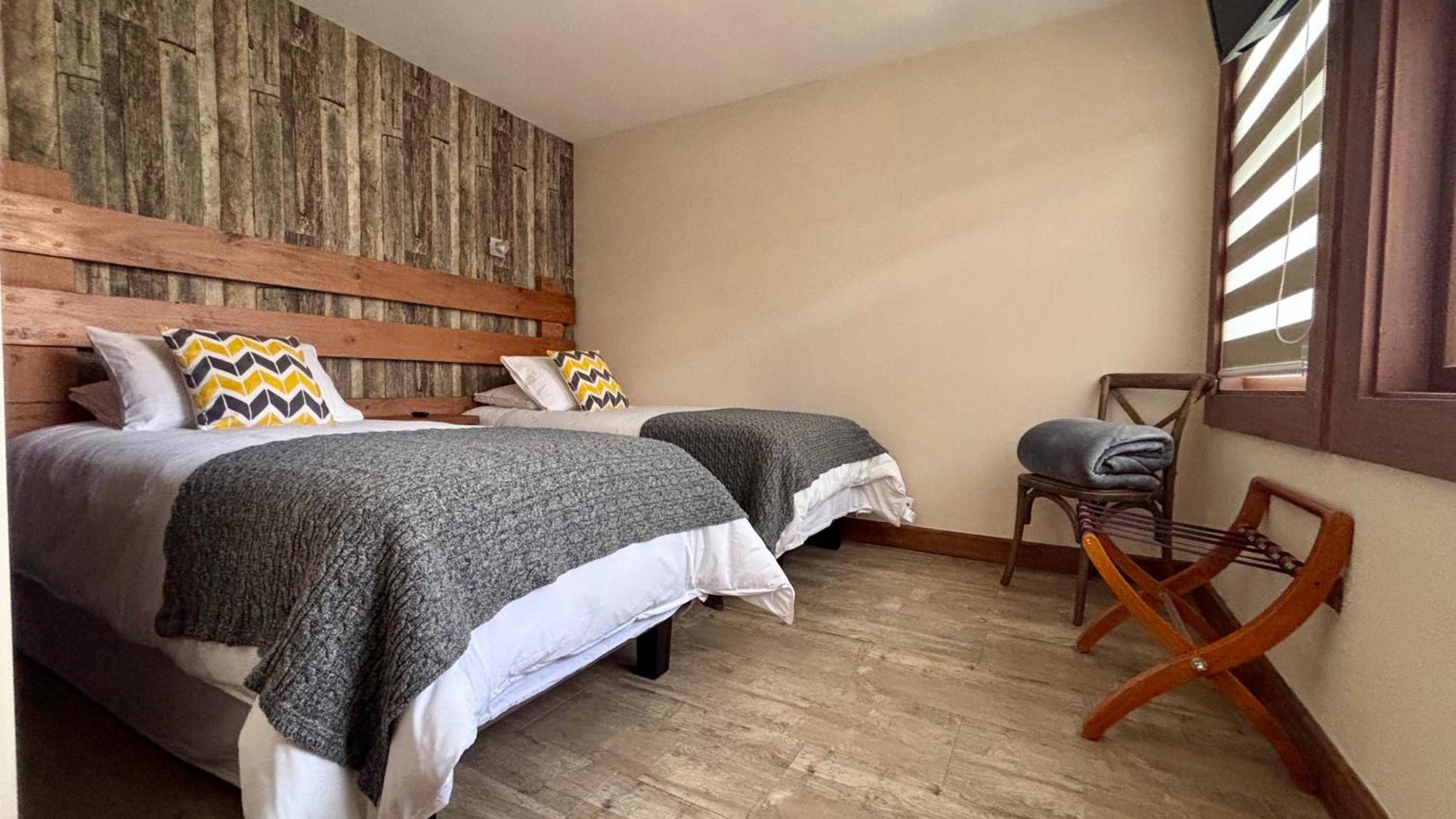 Entre Cumbres Apart Hotel Coyhaique Eksteriør bilde