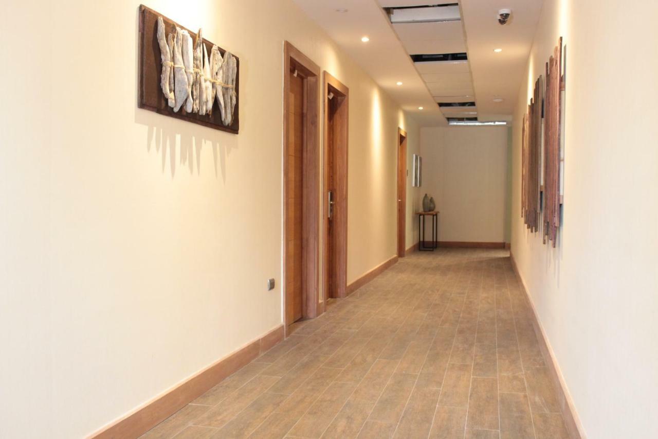 Entre Cumbres Apart Hotel Coyhaique Eksteriør bilde