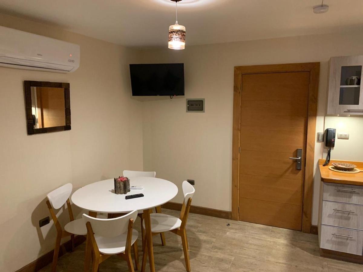 Entre Cumbres Apart Hotel Coyhaique Eksteriør bilde